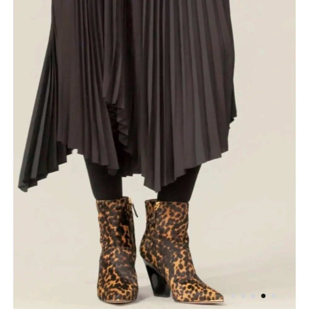 Tory Burch Lila Leopard Calf Hair Pointed Toe Ankle Boots Brown Black 7 Designer
